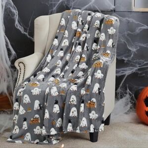 🆕 Halloween Ghost Throw Blanket 🖤